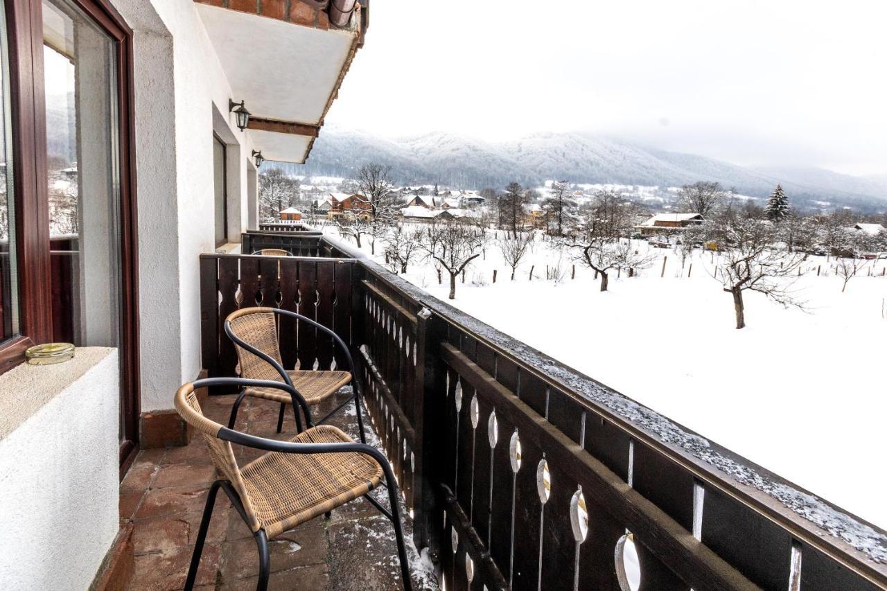 Serena Guesthouse Bran Törcsvár Kültér fotó