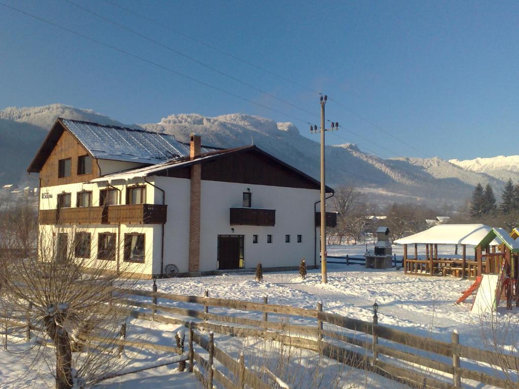 Serena Guesthouse Bran Törcsvár Kültér fotó